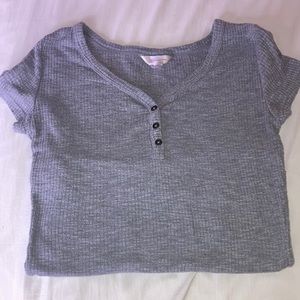 Light grey t shirt